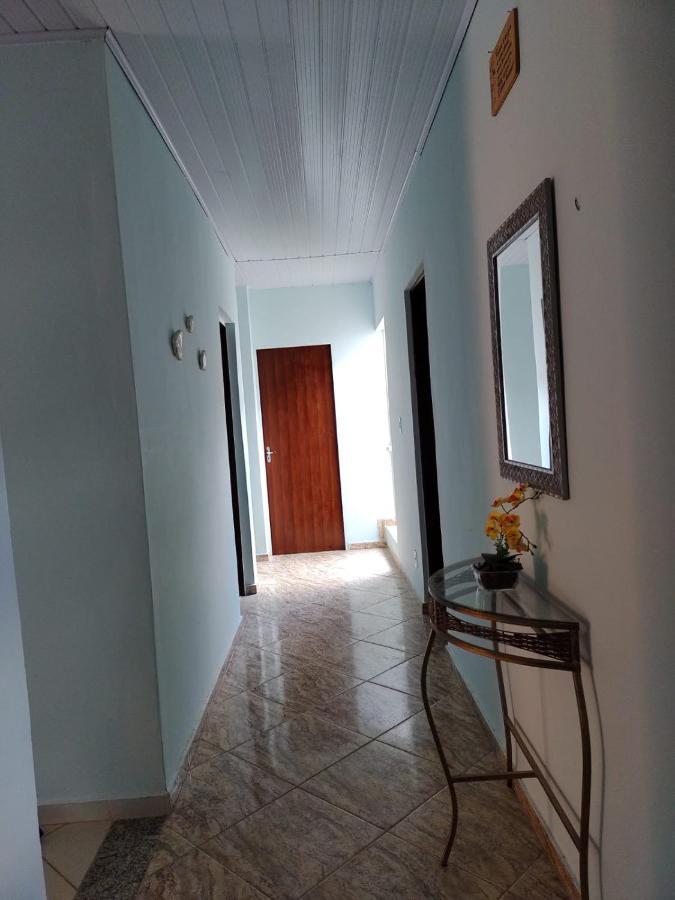 Chacara Bella Vida Com Piscina Churrasqueira Salao De Festas Fogao A Lenha Quadra 阿拉萨里瓜马 外观 照片