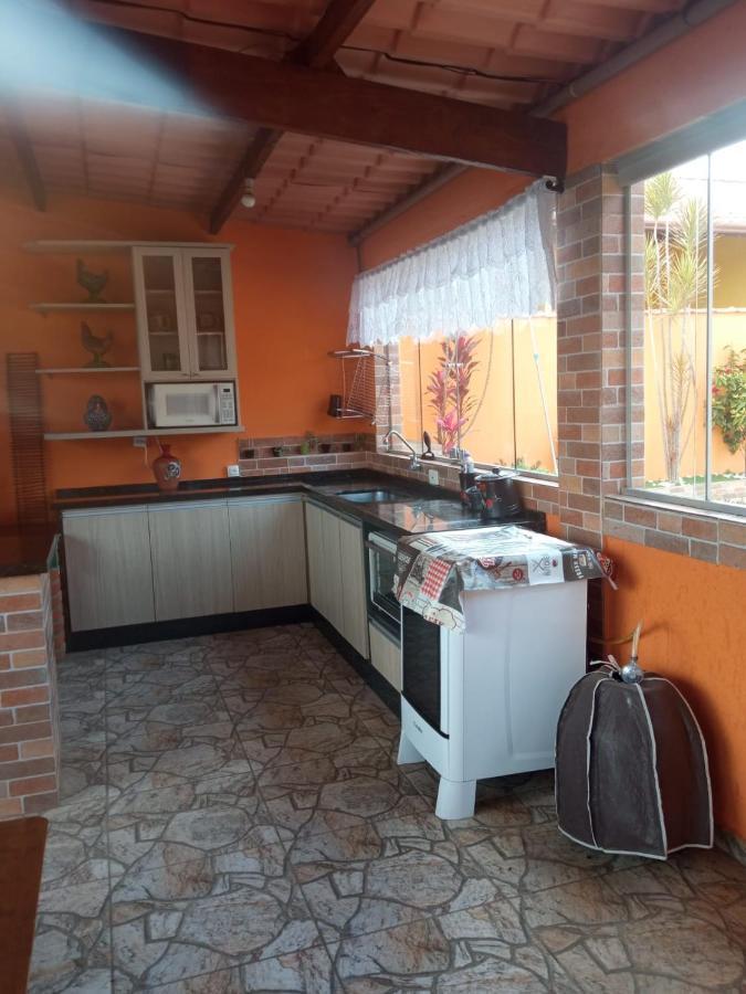 Chacara Bella Vida Com Piscina Churrasqueira Salao De Festas Fogao A Lenha Quadra 阿拉萨里瓜马 外观 照片