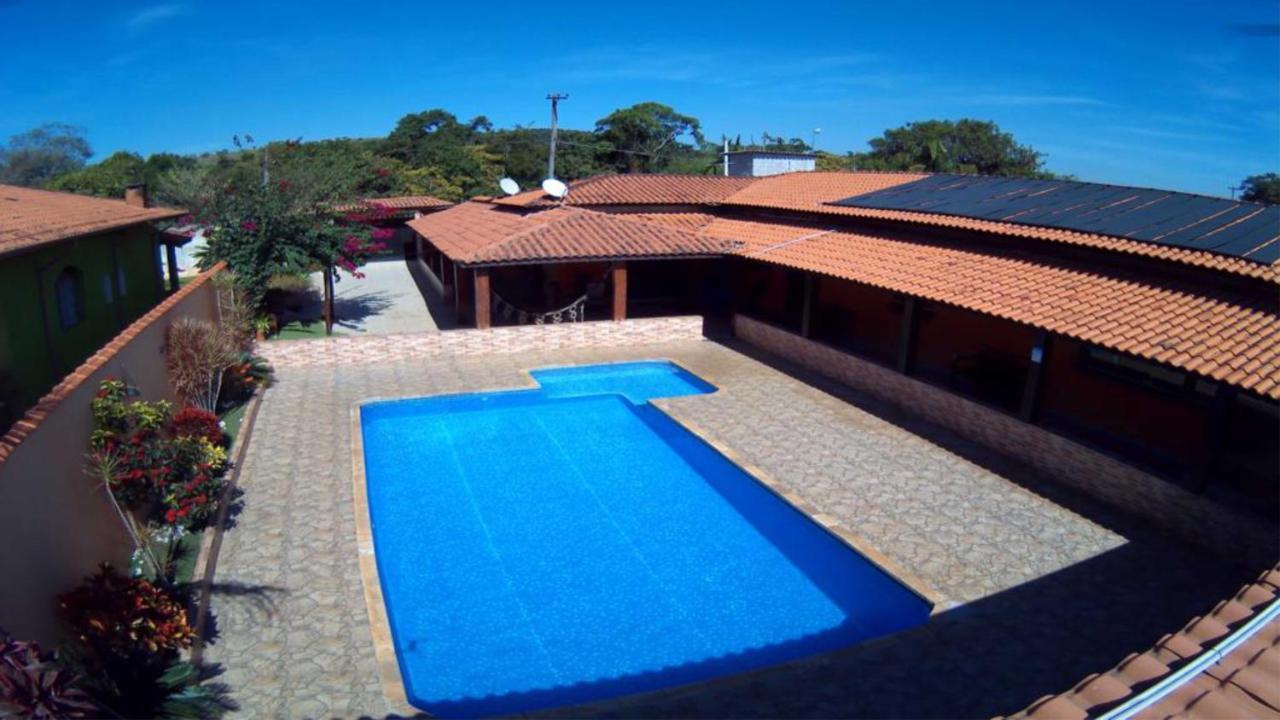 Chacara Bella Vida Com Piscina Churrasqueira Salao De Festas Fogao A Lenha Quadra 阿拉萨里瓜马 外观 照片